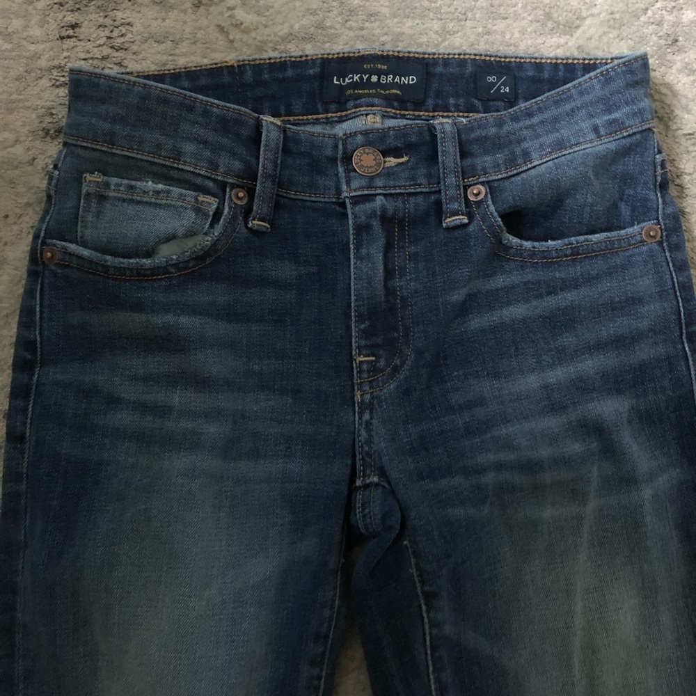 Lucky Brand Distressed Jeans Size 00 24